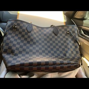 Louis Vuitton Neverfull MM